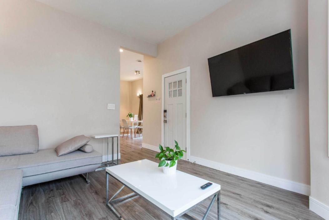 The Double Play - 1 Min Walk To Wrigley! Spacious 2Br - Perfect For Cubs Fans! Chicago Exterior foto