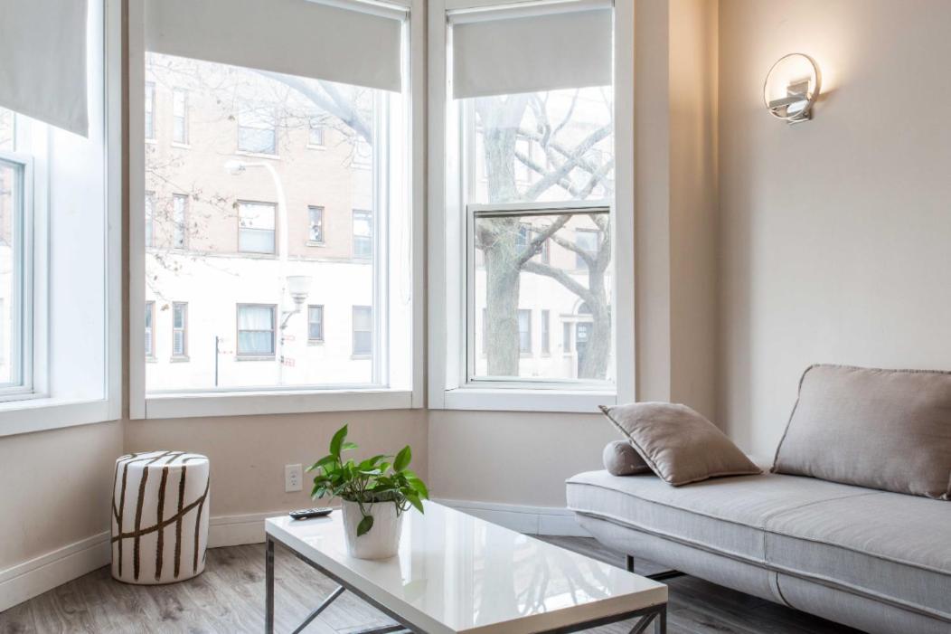 The Double Play - 1 Min Walk To Wrigley! Spacious 2Br - Perfect For Cubs Fans! Chicago Exterior foto